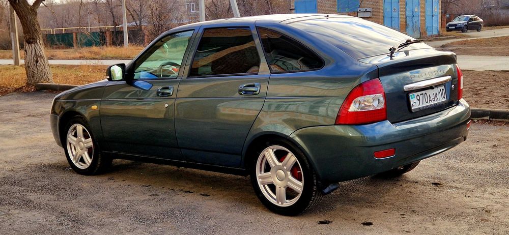 Приора 2010 год.