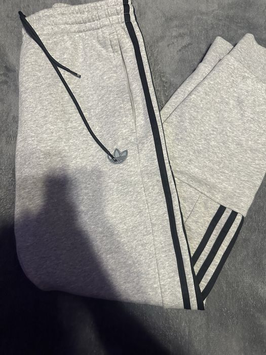 Мъжко долнище от Adidas, оригинално, размер L