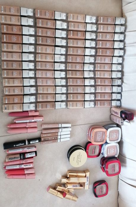 Machiaje ruj, fond de ten, rimmel Pupa,Loreal,Kiko,Mac,Maybelline