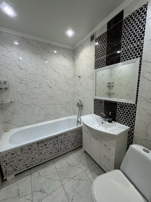 Посуточно 12 мкр