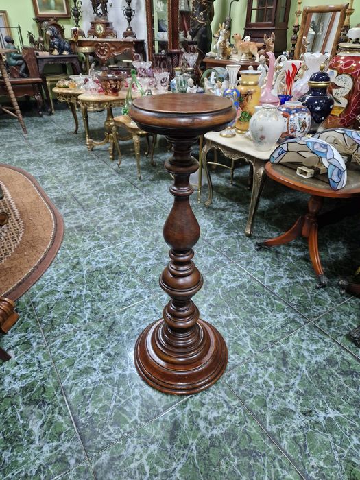 Прекрасна антикварна холандска дървена колона