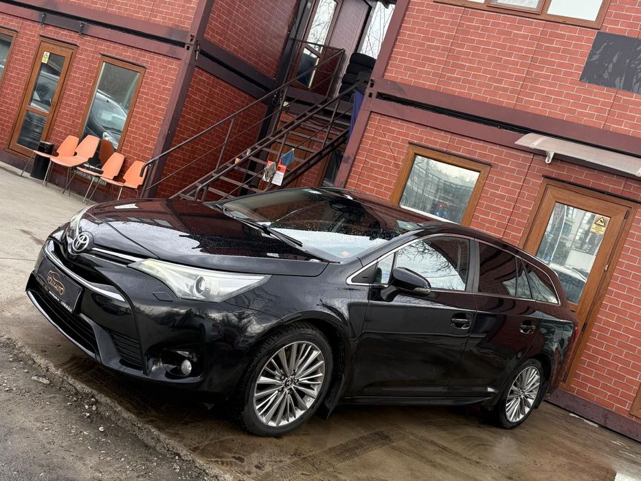 Toyota Avensis 2.0Diesel Euro6 Trapa Navi Posibilitate Rate FARA AVANS Schimburi Auto