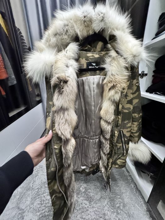 Дамска камуфлажна парка с естествен косъм