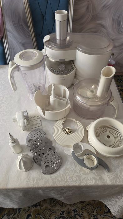 Продам кухонный комбайн