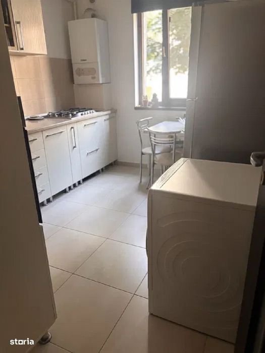 Apartament 2 camere zona Tractorul