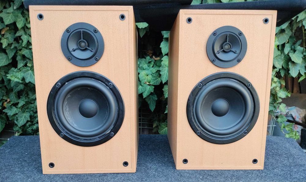 top top  denon speak