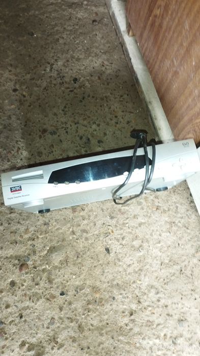 Спутниковый приёмник Svec.