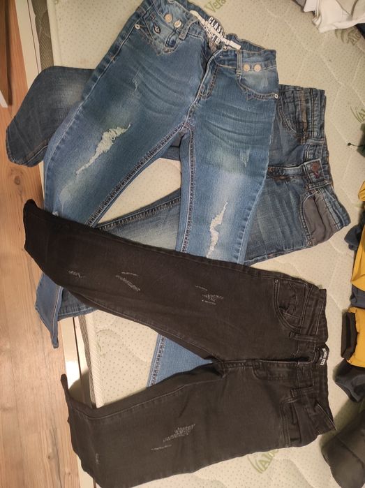 Запазени детски дрехи