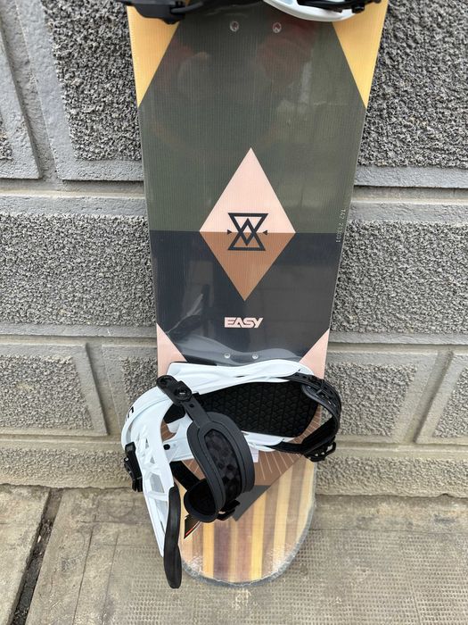 placa noua snowboard easy huntress L142cm