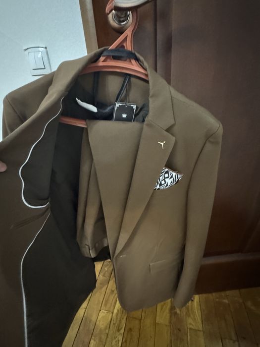 Костюм двойка новый