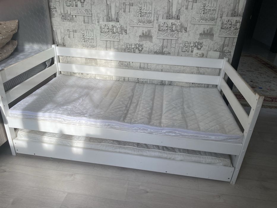 Кровать детская двухярусная