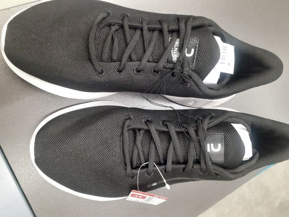 Качествени Мъжки Черни Маратонки KALENJI  Леки Дишащи Бягане Фитнес