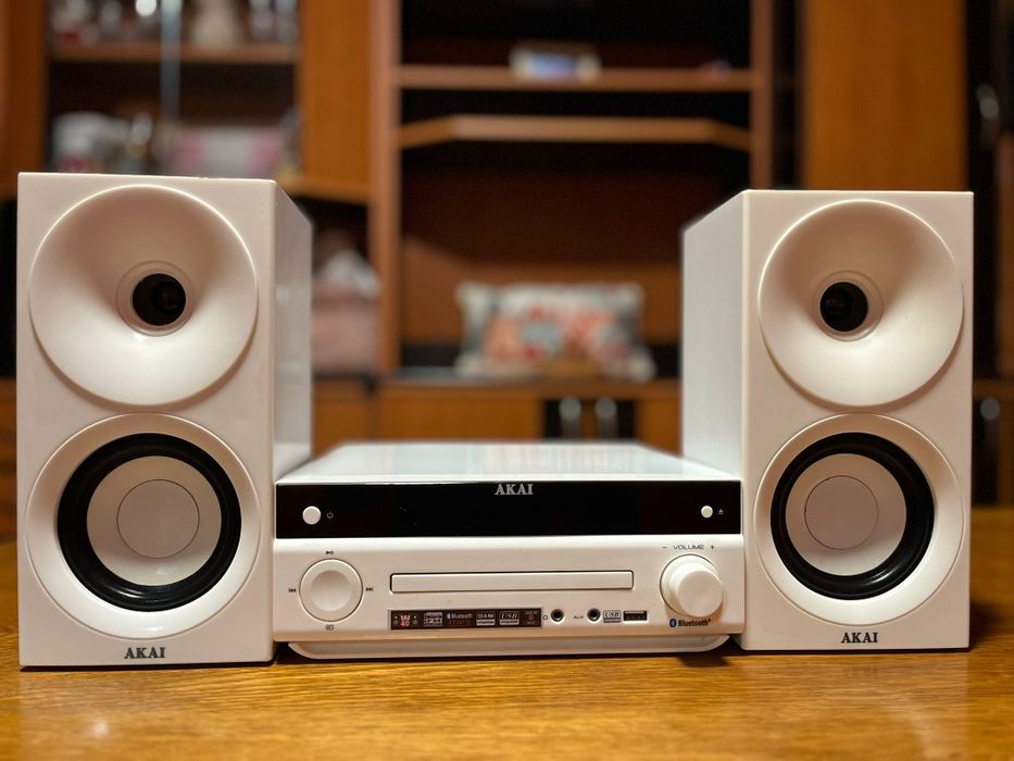 Sistem akai 301 cu bluethooh