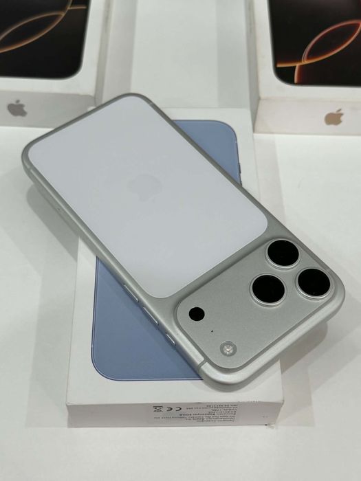 iPhone 17 Pro Max 256GB Silver