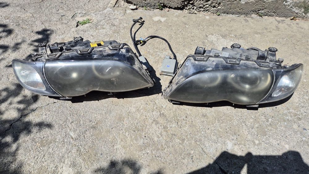Vând faruri Bmw e 46 LED , BI -XENON