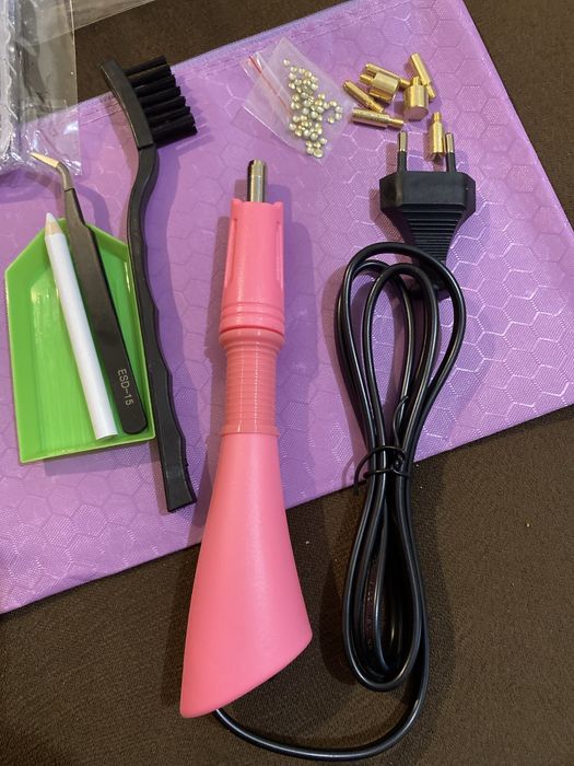 Апликатор за топло лепене на камъни Сваровски