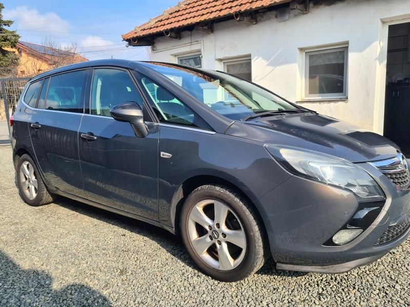 Armatura bara fata Opel Zafira C Tourer