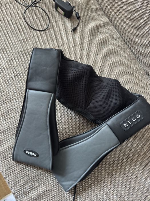 Aparat de masaj cu incalzire