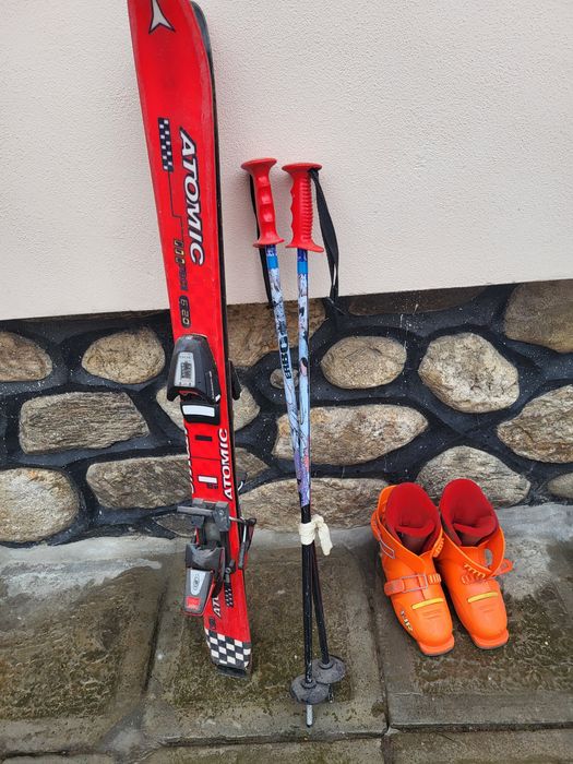 Vând schiuri atomic 100 cm