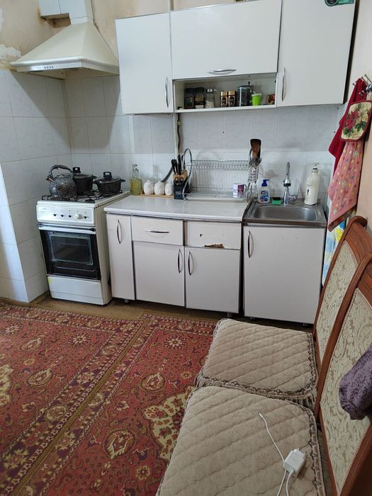 Срочная продажа. Базар ТТЗ, 4-х комнатная квартира удвоенный зал 92кв