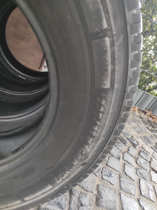 225/75/16 Michelin