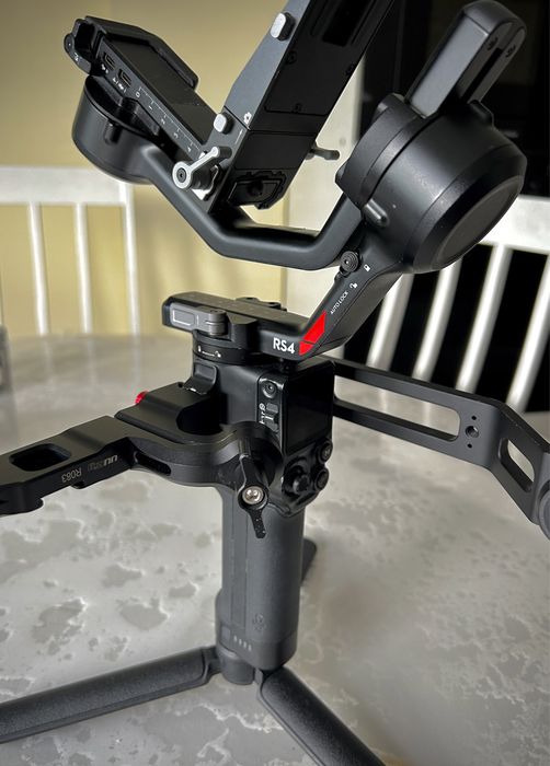 DJI Ronin RS4 Combo