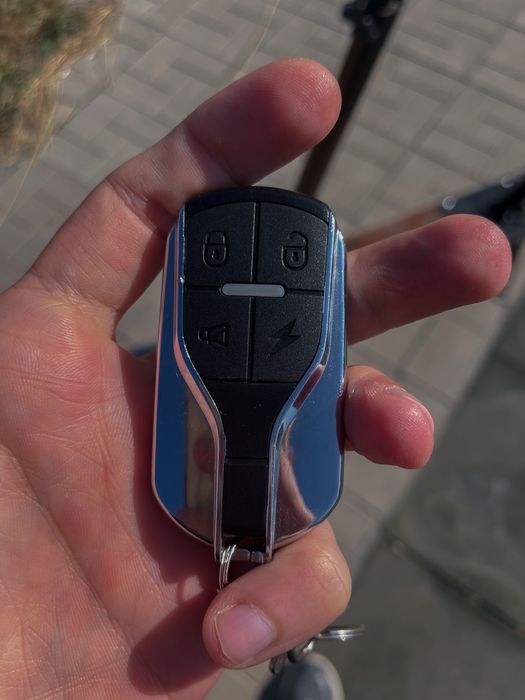 Продается Электросамокат в идеальном состоянии. С малым пробегом