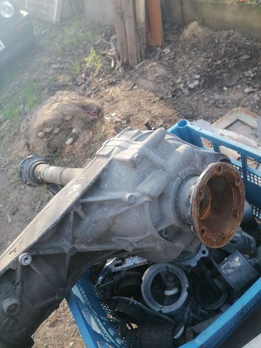 Продавам Преден дефренсял