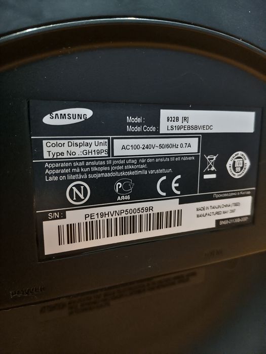 Монитор Samsung syncmaster 932b
