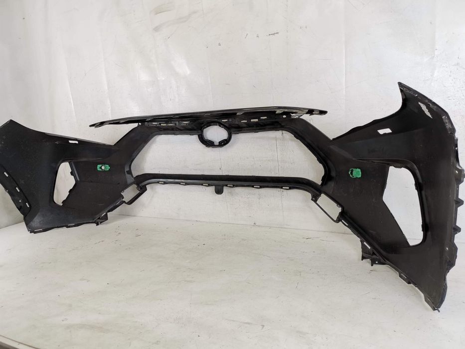 Предна броня Тойота РАВ4 / Toyota RAV4 Оригинална, в добро състояние