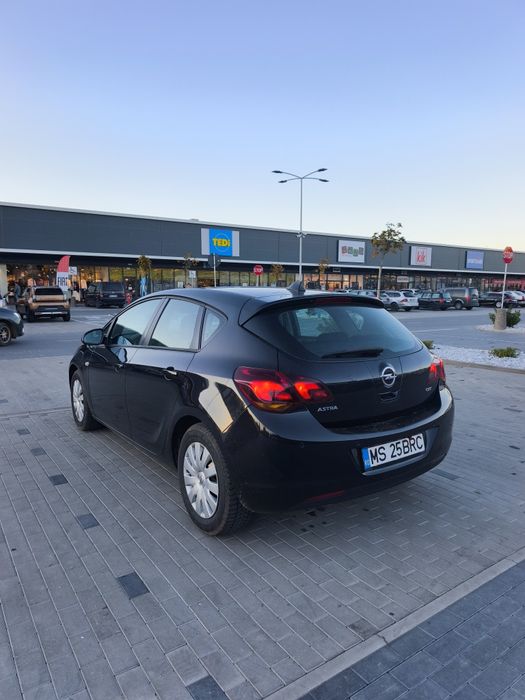 OPEL Astra 2010 — imagine 4