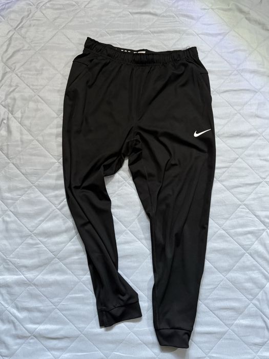 Trening Nike , compleu din 2 bucati