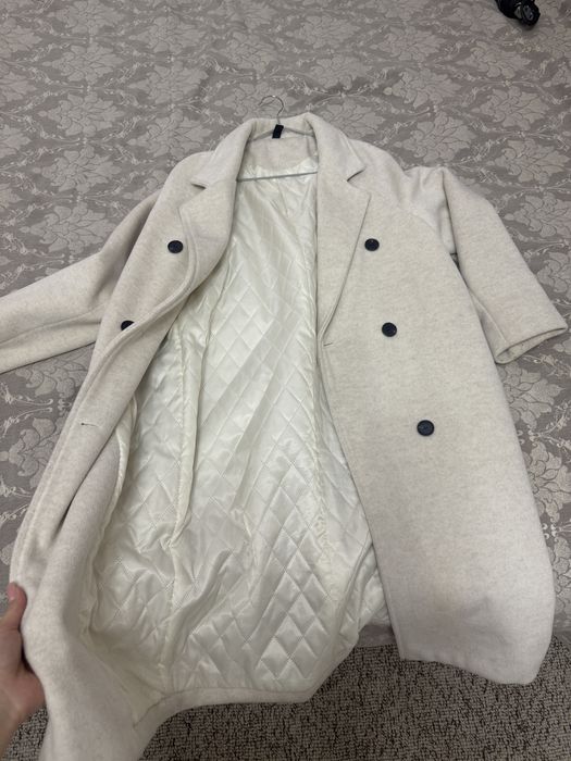 пальто бежовый осень