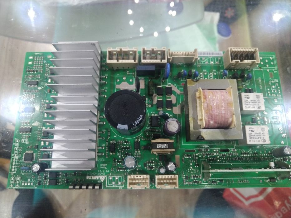 Платки Програматори от перални 
Програюатори от перални и ютия.