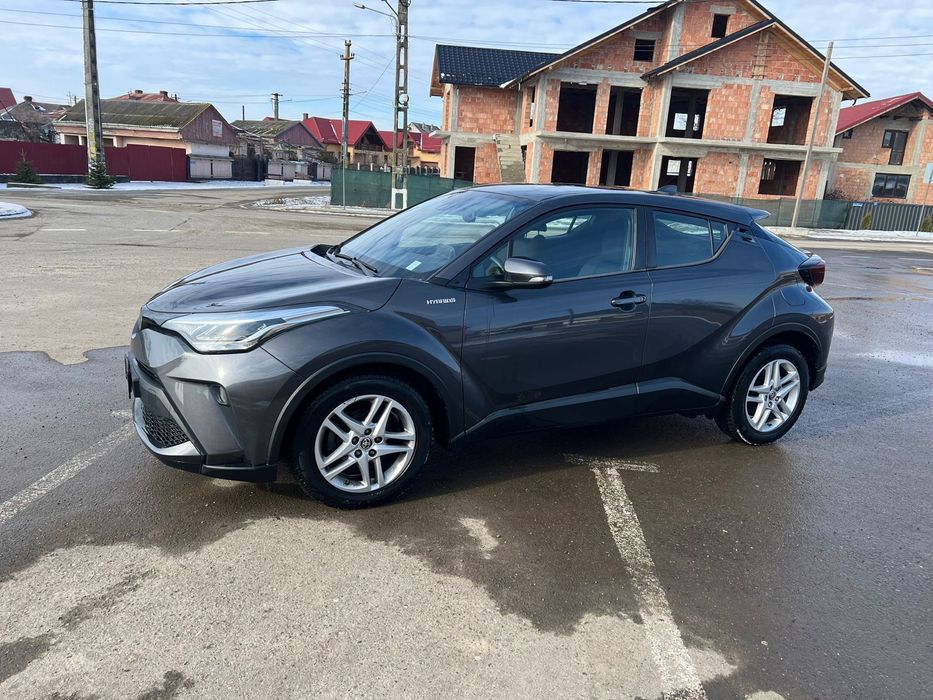 TOYOTA C-HR 2021 — imagine 2