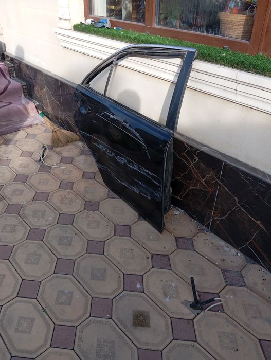 Камри 40 дверь правая