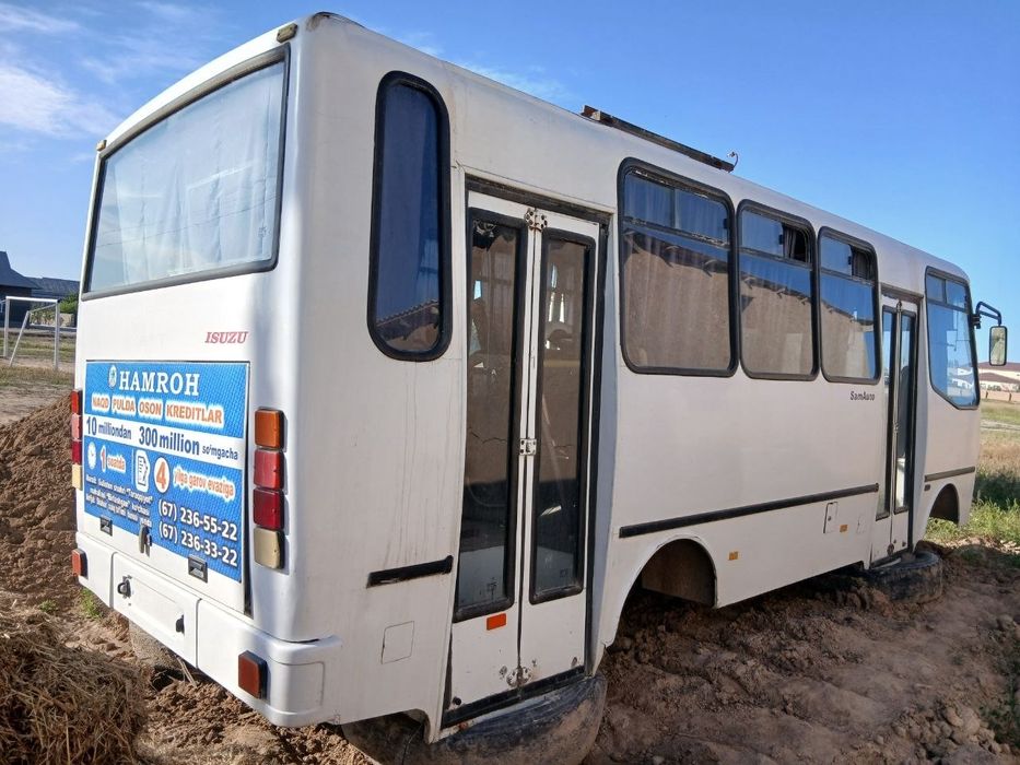Aftobus kuzif sotiladi sastayaniyasi yaxshi holatda odam tashib yurgan