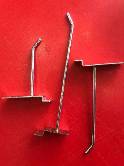 Продам крючки на экономпанель