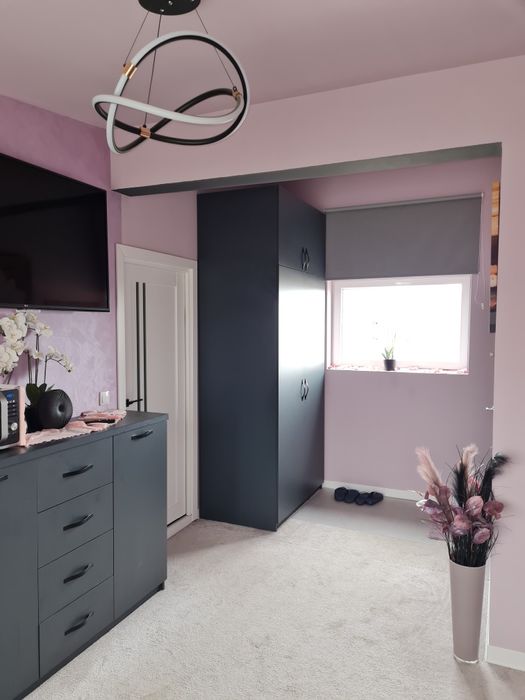 Spațiu comercial.Cladire  P+2 Apartamente Deva