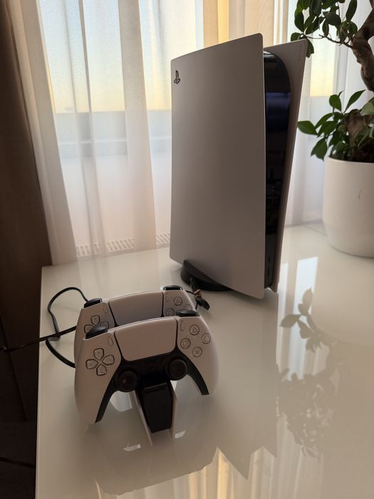 PlayStation5 in stare impecabila