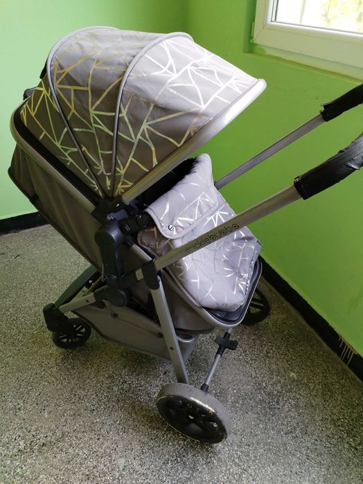 Продавам бебешка количка