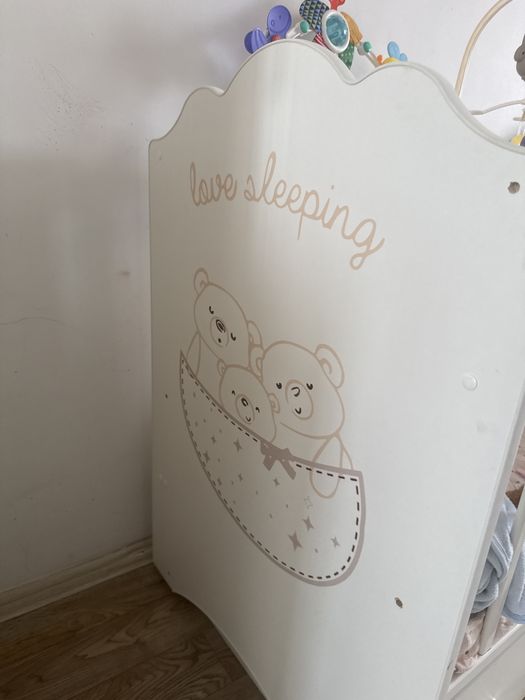 Продам манеж. Есть ред