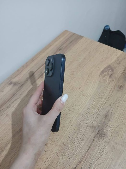 Айфон 15 про 128 гб 84% емкость