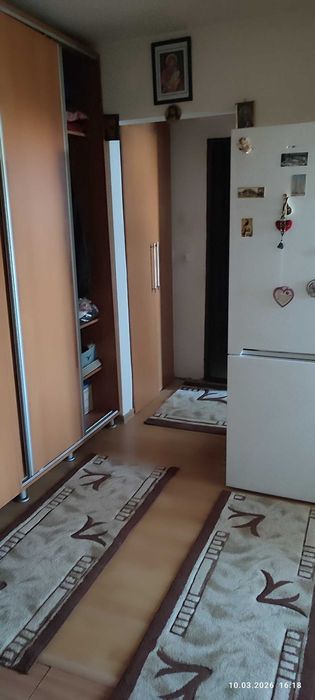 Apartament 2 camere.....