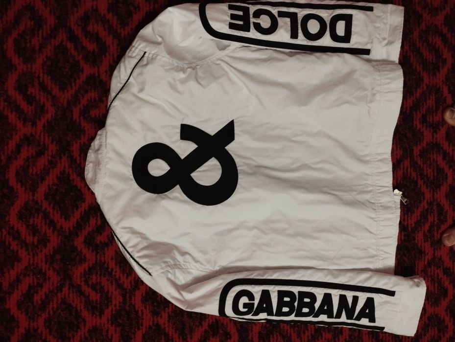 Продам  куртку,весна-осень.