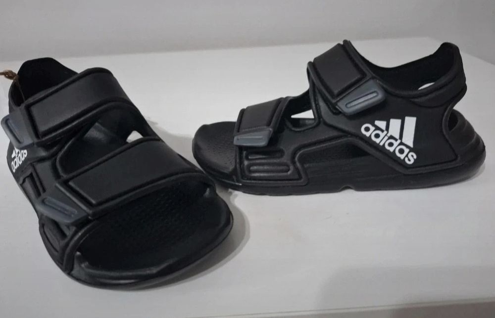 Sandale adidas pentru copii