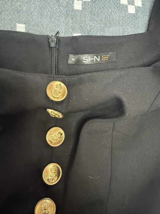 Продам платье черного цвета