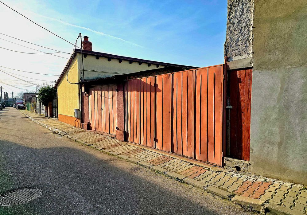 Casă spațioasă P+1+pod cu dublu acces – Str. Plevnei, Giurgiu