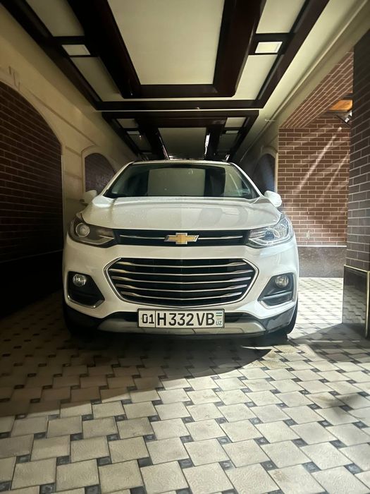 tracker 1 premier ideal POLNIY SHUMKA