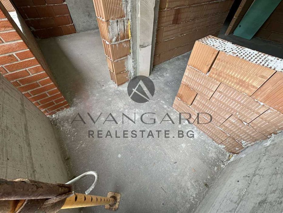 Продава се Четиристаен апартамент в Пловдив, Кършияка - 135 кв.м за 943 €/кв.м - Снимка #10